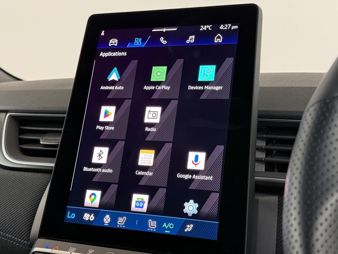 Renault Symbioz thumbnail Infotainment System