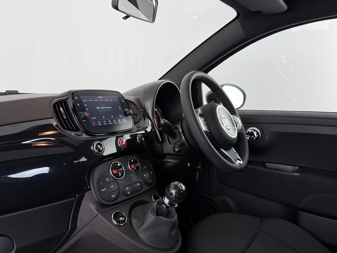 Fiat 500 thumbnail Interior Front