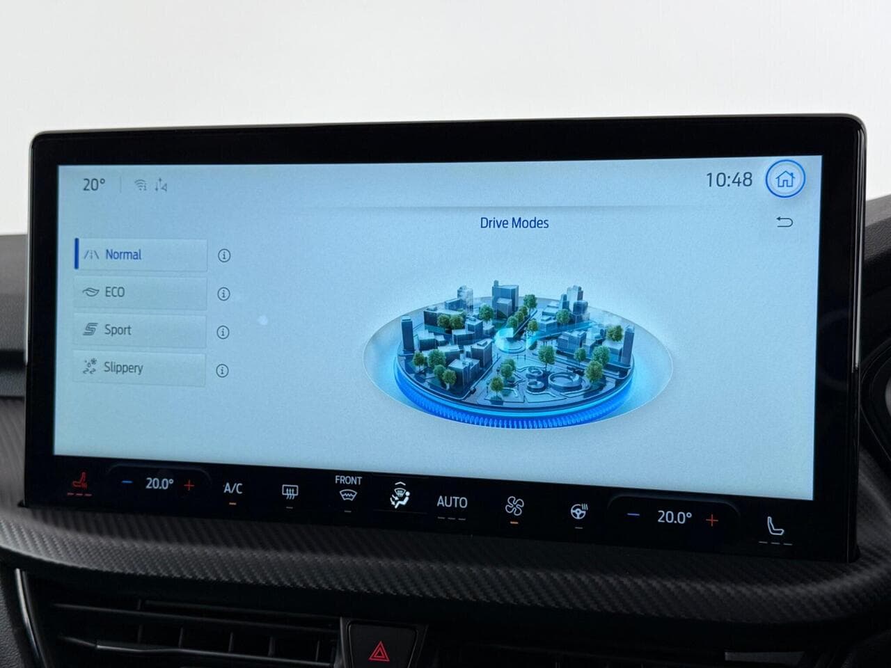 Ford Kuga thumbnail Infotainment System