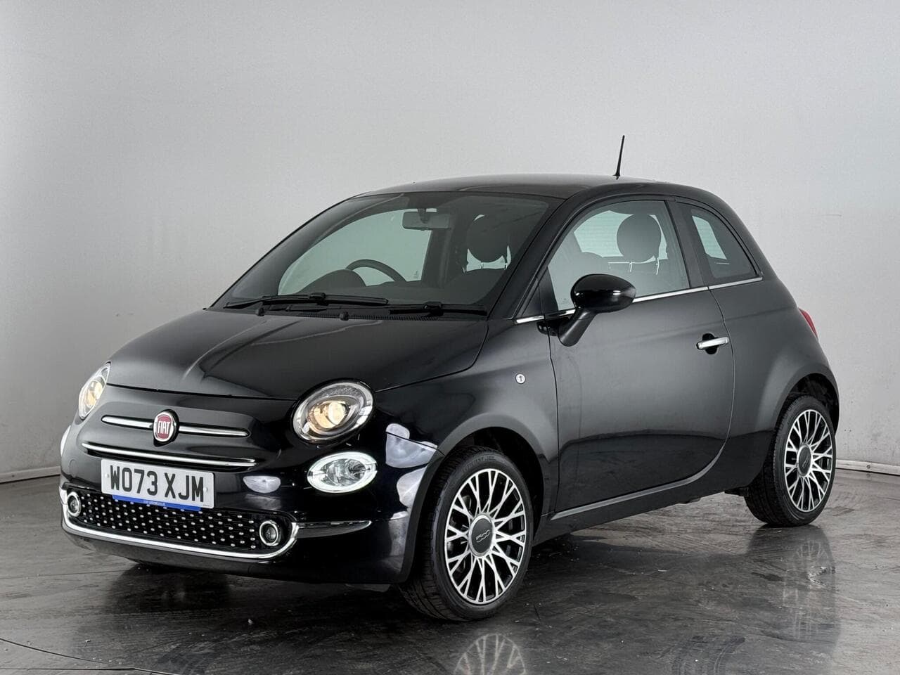 Fiat 500 thumbnail Front Left