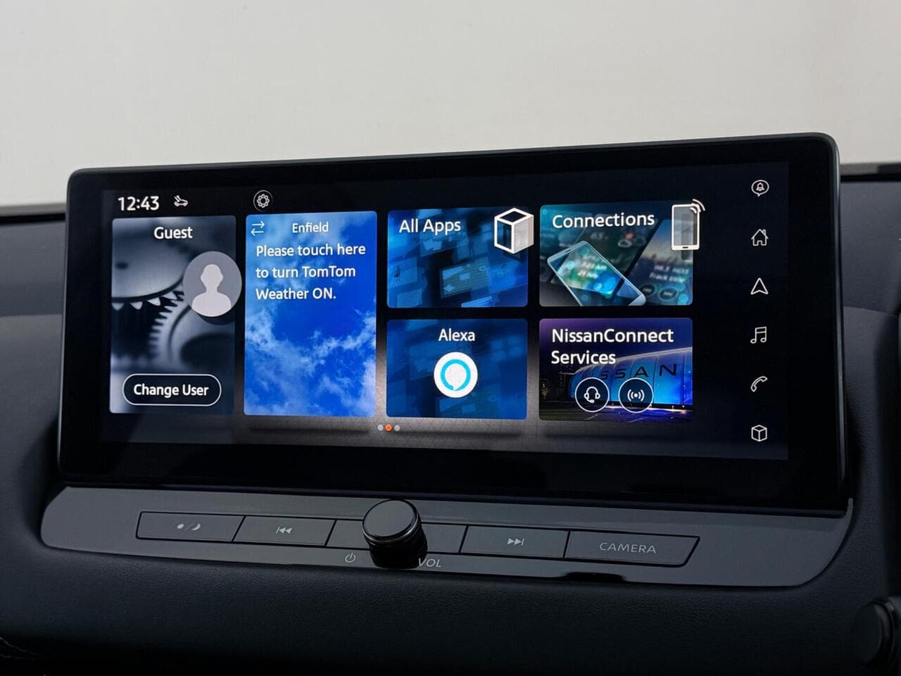 Nissan Qashqai thumbnail Infotainment System