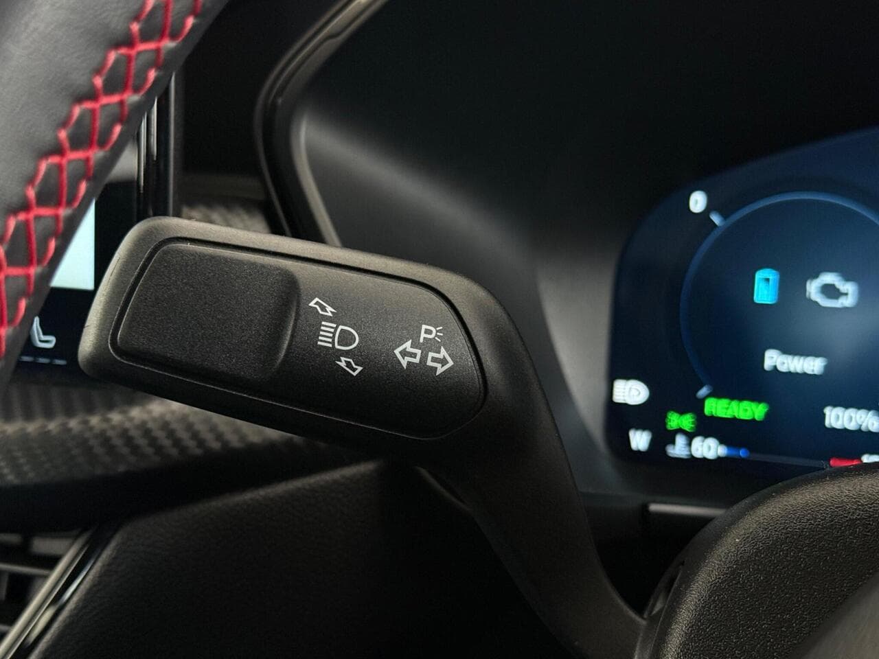 Ford Kuga thumbnail Misc Controls