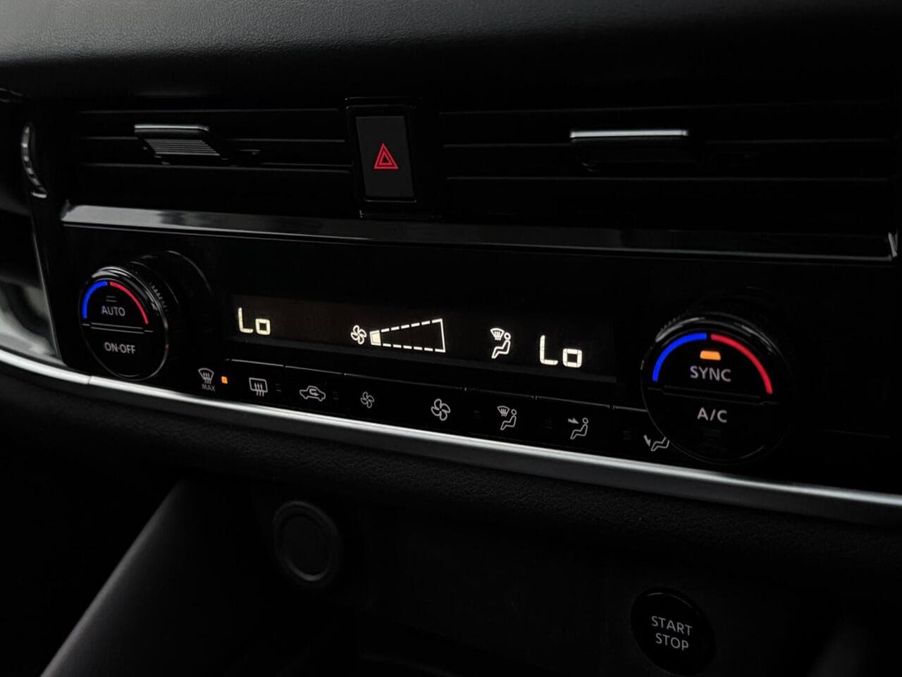 Nissan Qashqai thumbnail Misc Controls