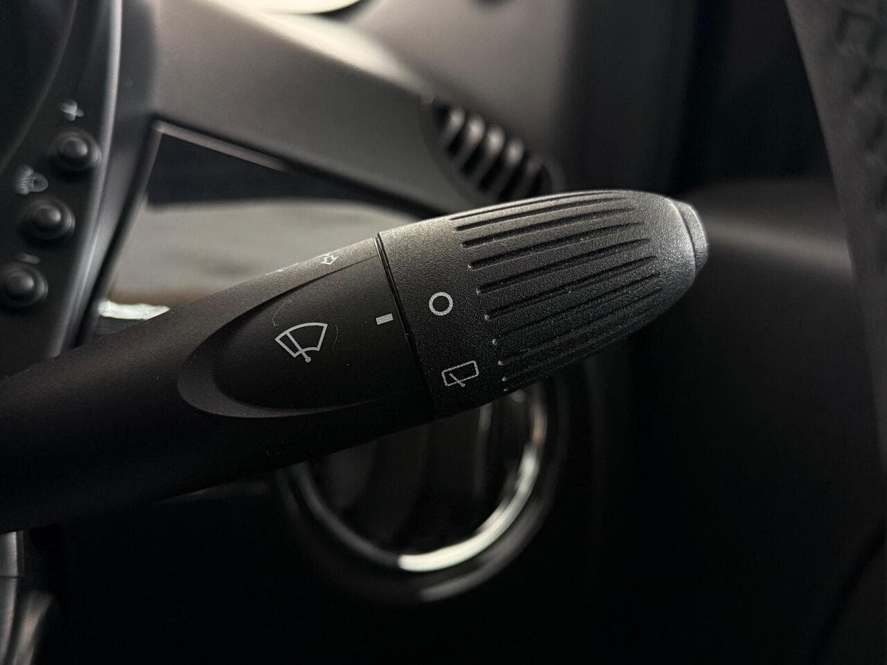 Fiat 500 thumbnail Misc Controls