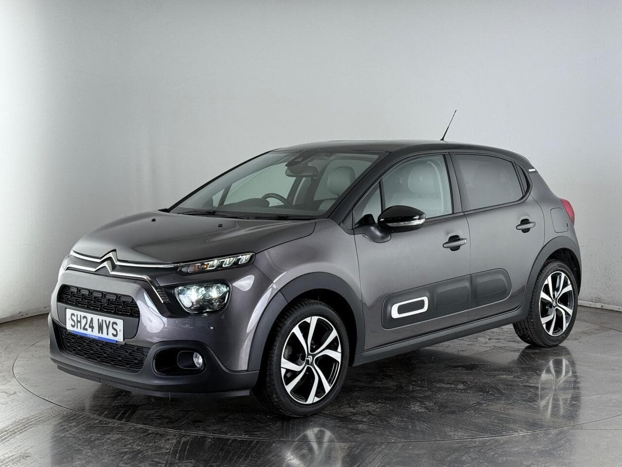 Citroen C3 thumbnail Front Left