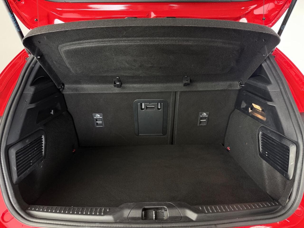 Ford Focus thumbnail Boot